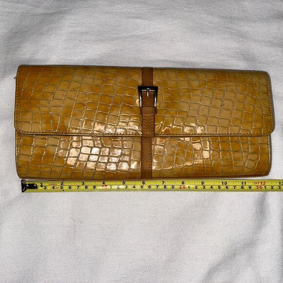 Vintage Faux Croc-Embossed Shoulder Clutch Bag - Tan Brown - Picture 6 of 7